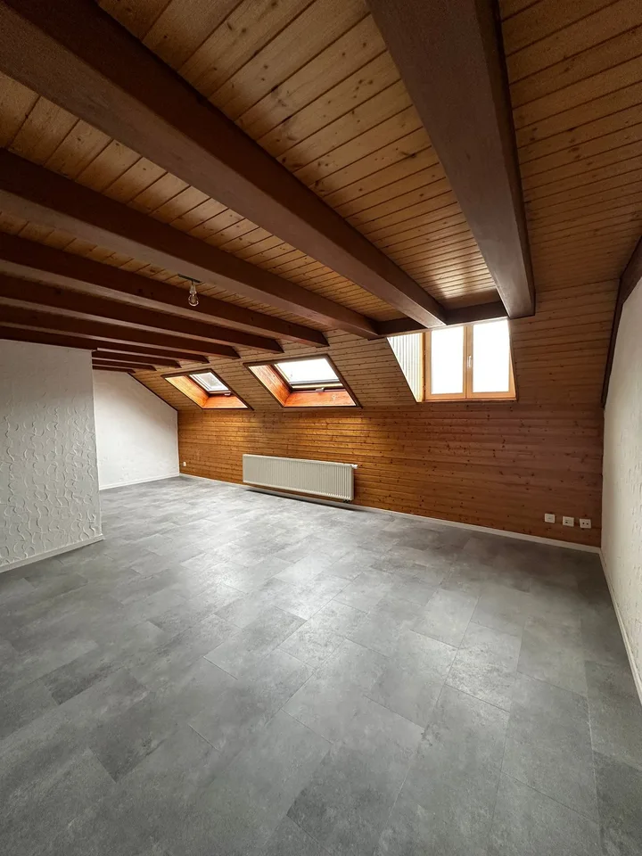Schönes Apartment mit Zimmern im Zentrum von Saint-Imier