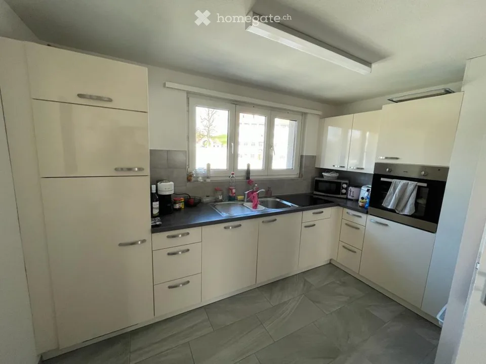 Helle 4ZimmerWohnung in HauptwilGottshaus zu vermieten