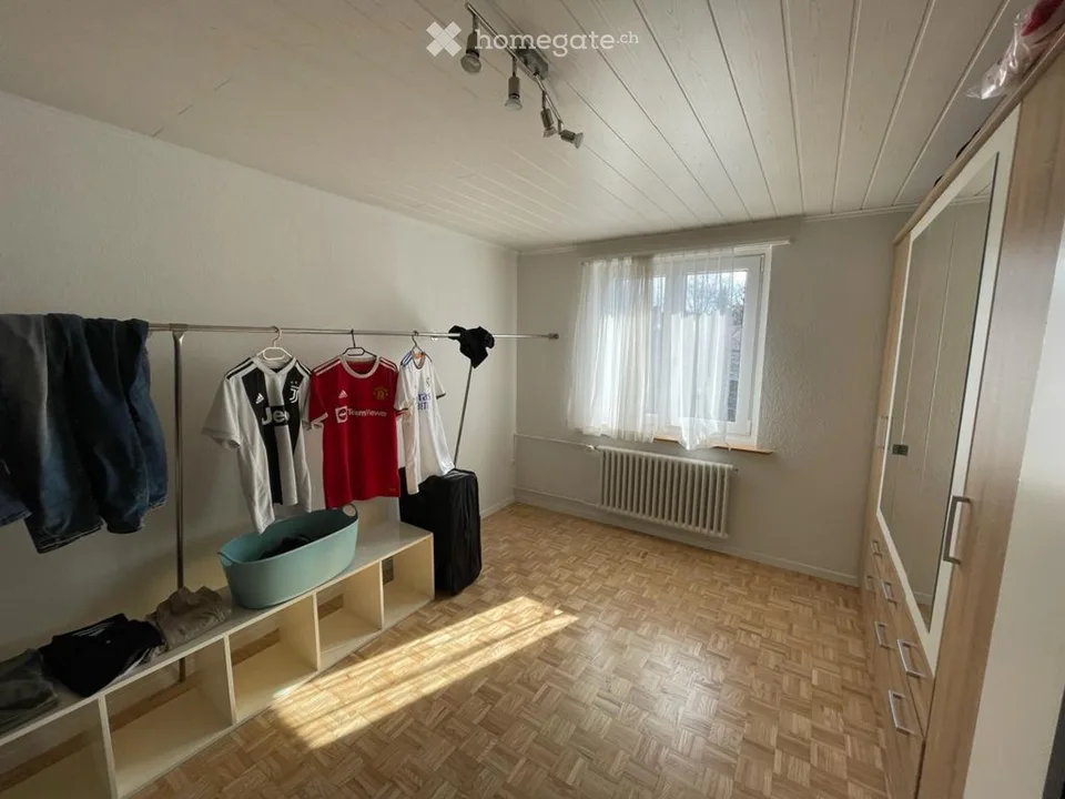 Helle 4ZimmerWohnung in HauptwilGottshaus zu vermieten