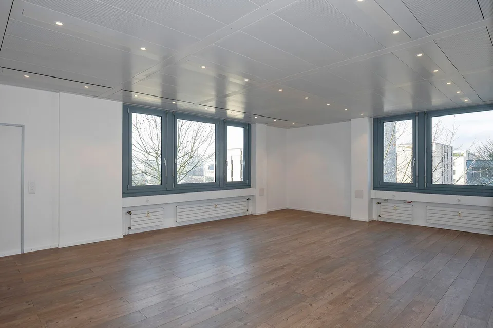 Schöne Büro an perfekter Lage!