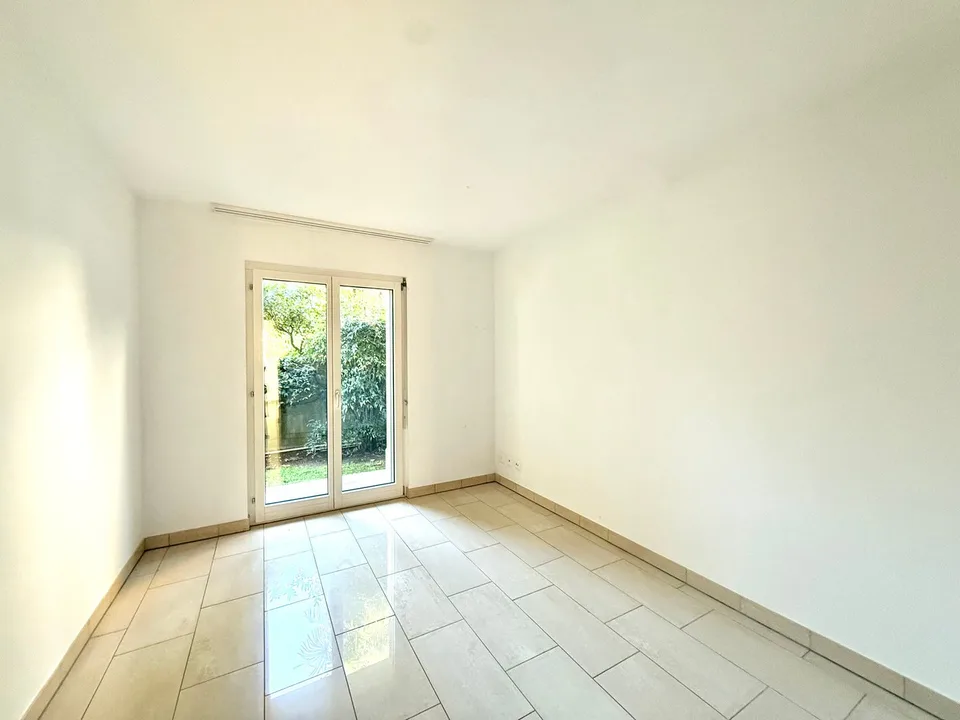 Wohnung mit 5 Zimmern, Garten und Seeblick in Morcote – Foto 9 von 12