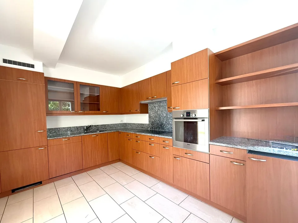 Appartamento di 5 locali con giardino e vista lago a Morcote