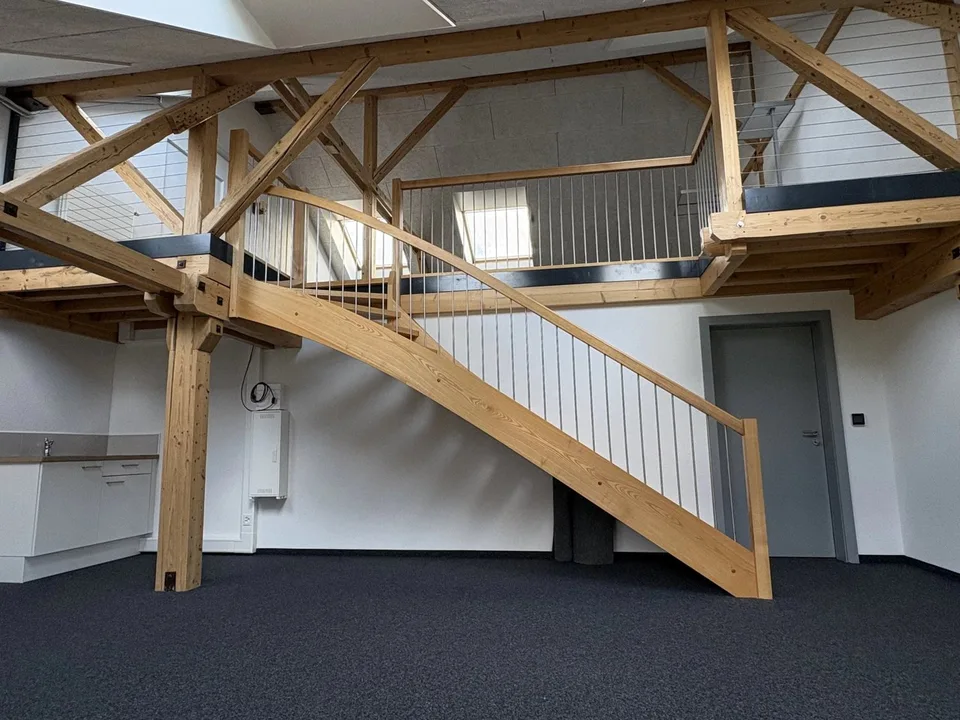 Beautiful commercial space of 90 m2 in a duplex in the old arsenal in Bex