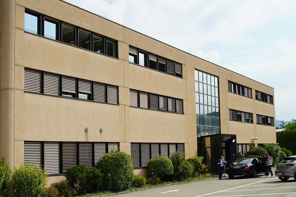 BIOGGIO - Büros, Labors zu vermieten - 1'000-3'300 m²