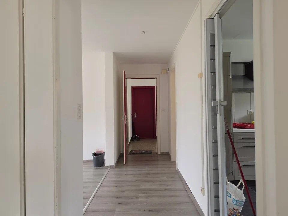 Appartement lumineux de 3,5 pièces avec balcon - disponible immédiatement – photo 17 sur 21