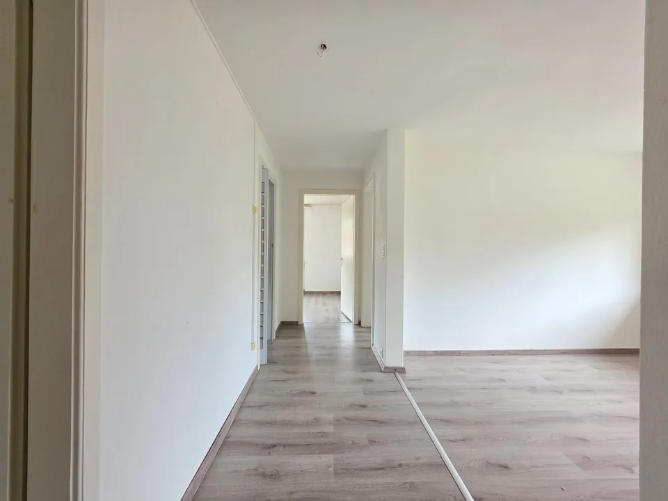 Appartement lumineux de 3,5 pièces avec balcon - disponible immédiatement – photo 7 sur 21