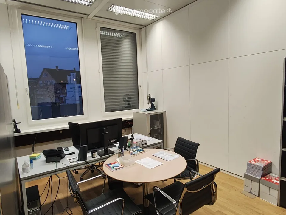 Zentrale Lage, vollständig ausgebaut - vielseitig nutzbar für Ihr Business