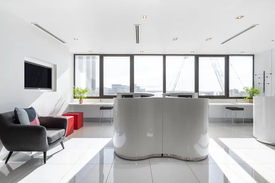 Spazio ufficio privato per 5 in Regus Spoom Kriens