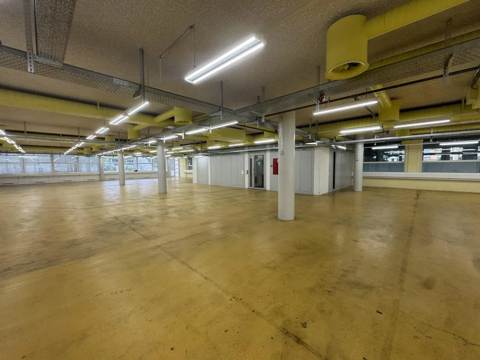 Espace de stockage/industriel attractif à louer à Solothurn