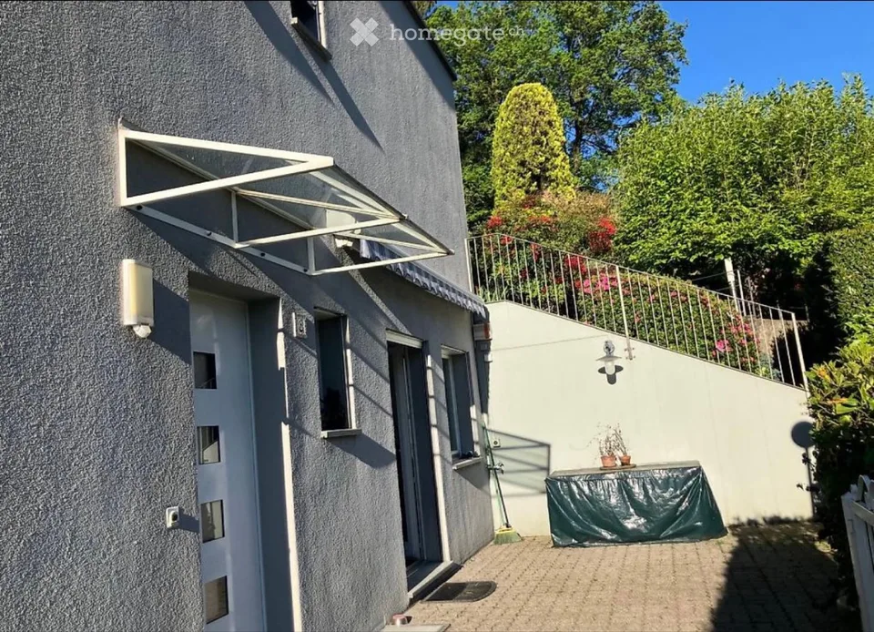 CADEMPINO - Haus mit großem Garten