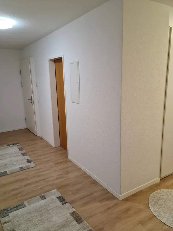 Charmante 4.5-Zimmer-Erdgeschosswohnung mit Balkon in Orpund