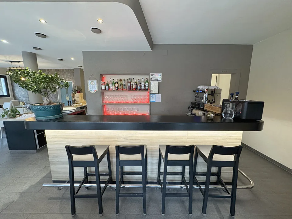 Café-restaurant à remettre à Lausanne - Chailly – photo 7 sur 11