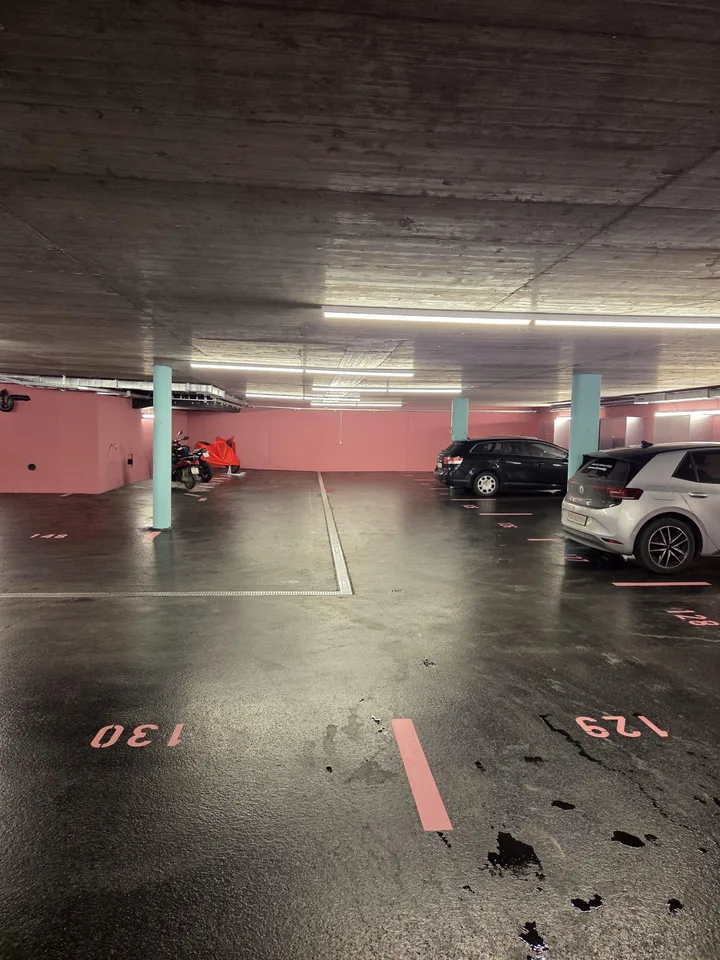 Tiefgaragenplätze in Glattfelden