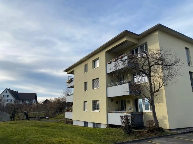 Einstellplatz in Stäfa zu vermieten