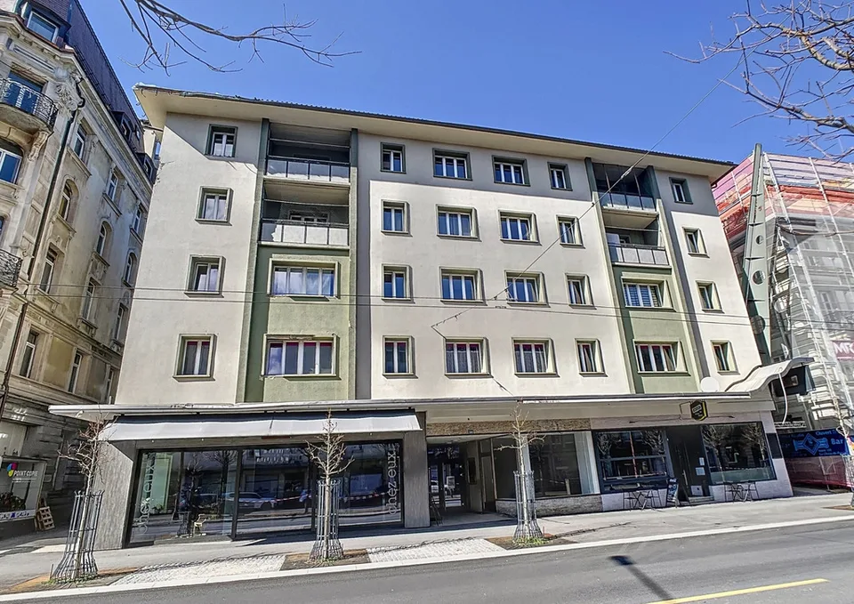 Commercial premises