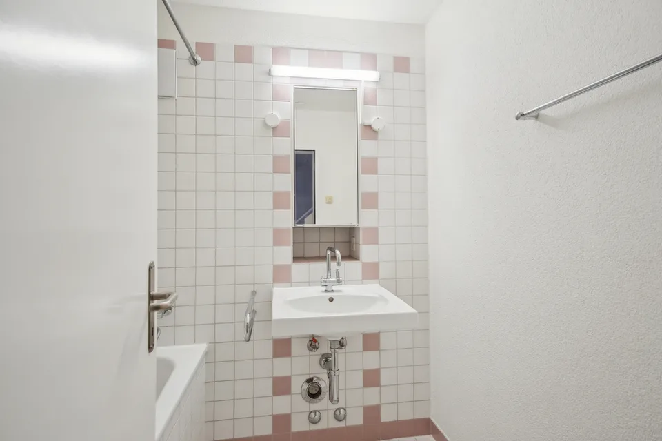 Appartamento fantastico - situato al centro - doccia e bagno!