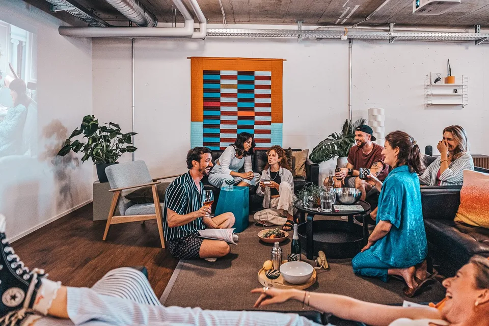 St.Gallen | Private Suite mit Bad | All-inclusive Coliving | Möbliert