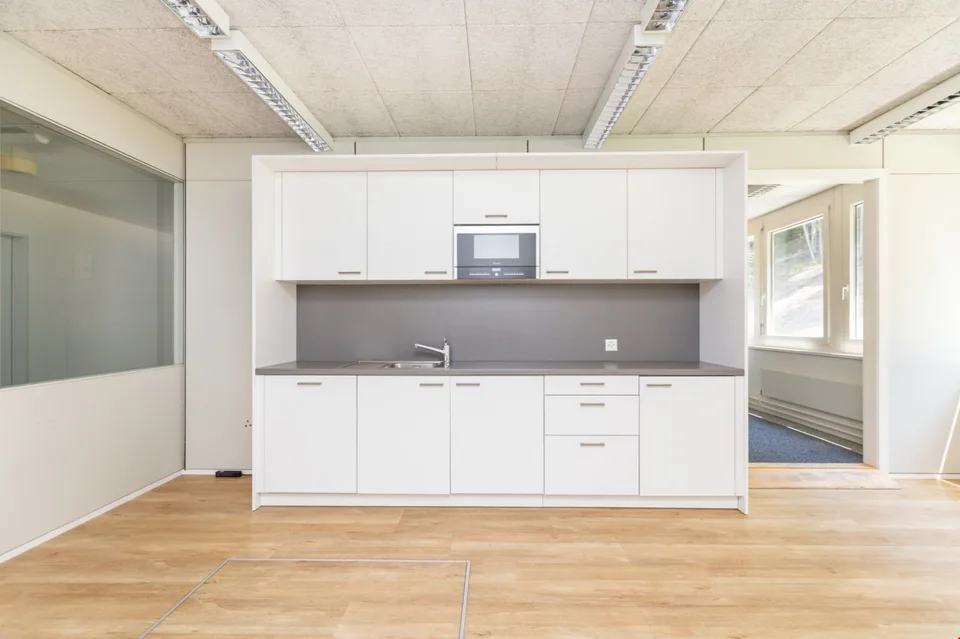 Uffici stabiliti per tecnologia, medtech e aziende innovative - convenienti e climatizzati – foto 6 di 17