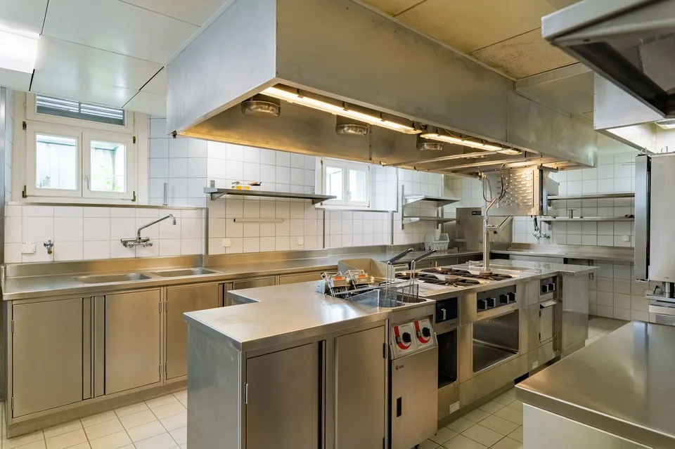 Restaurant für innovativen Pächter, an sonniger und zentraler Lage – Foto 16 von 28