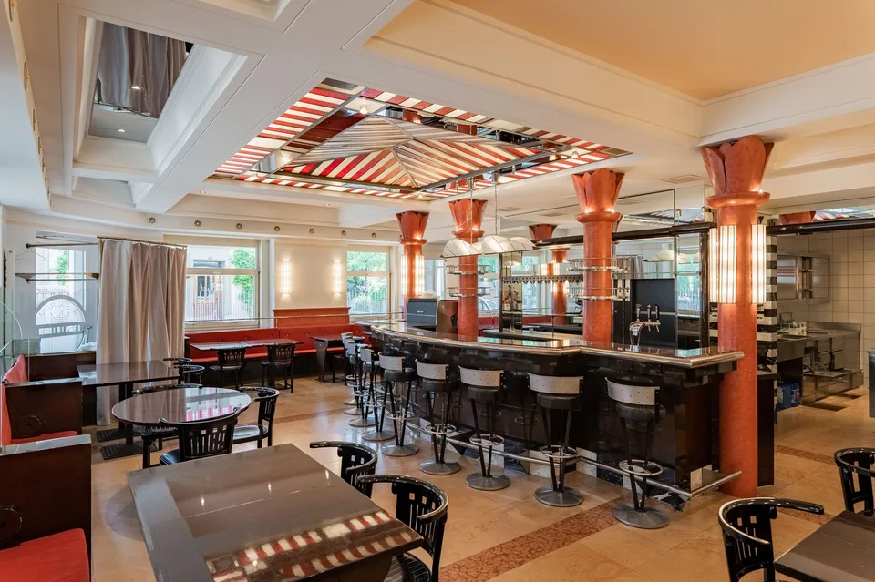 Restaurant für innovativen Pächter, an sonniger und zentraler Lage – Foto 8 von 28