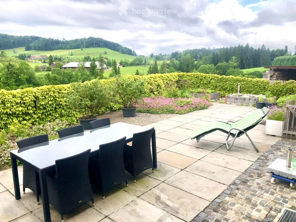 Camera in condivisione nel Zürcher Oberland vicino a Bäretswil da agosto 2026