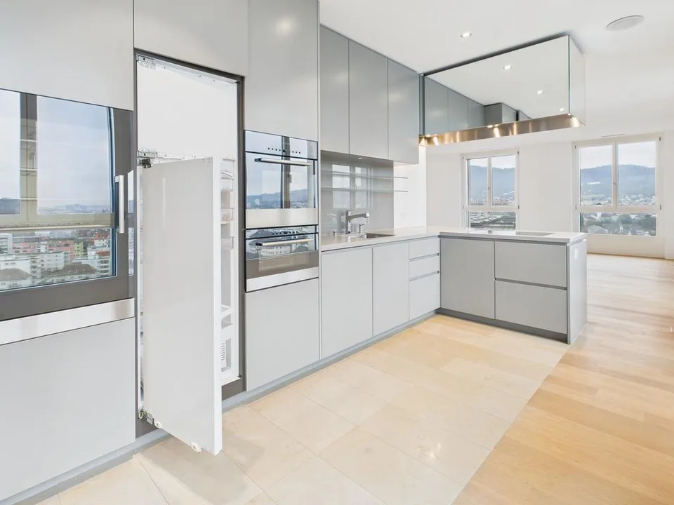 Maisonnette loft moderne dans un excellent emplacement à Zurich-Altstetten