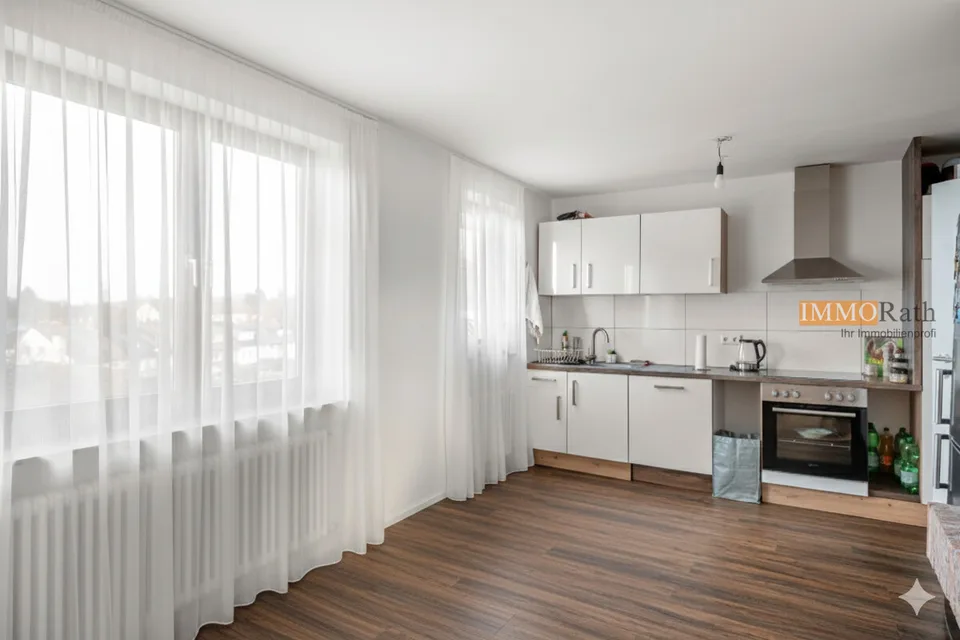 IMMORath.de - Sanierte Penthousewohnung mit Kamin und Dachterrasse
