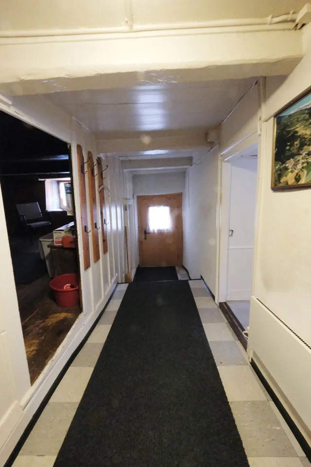 La grande casa residenziale con stalla a Schluein vicino a Ilanz/Glion – foto 10 di 11