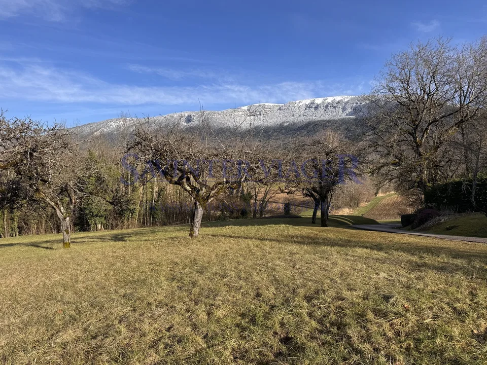 TERRAIN CONSTRUCTIBLE 1723m2