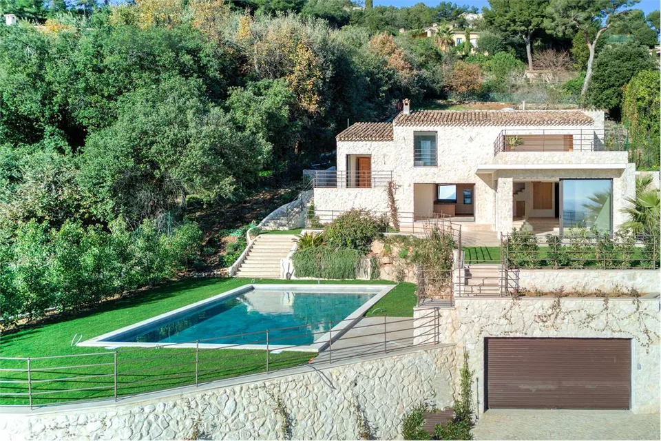 Villa neoprovenzale con magnifica vista sul mare – foto 6 di 13