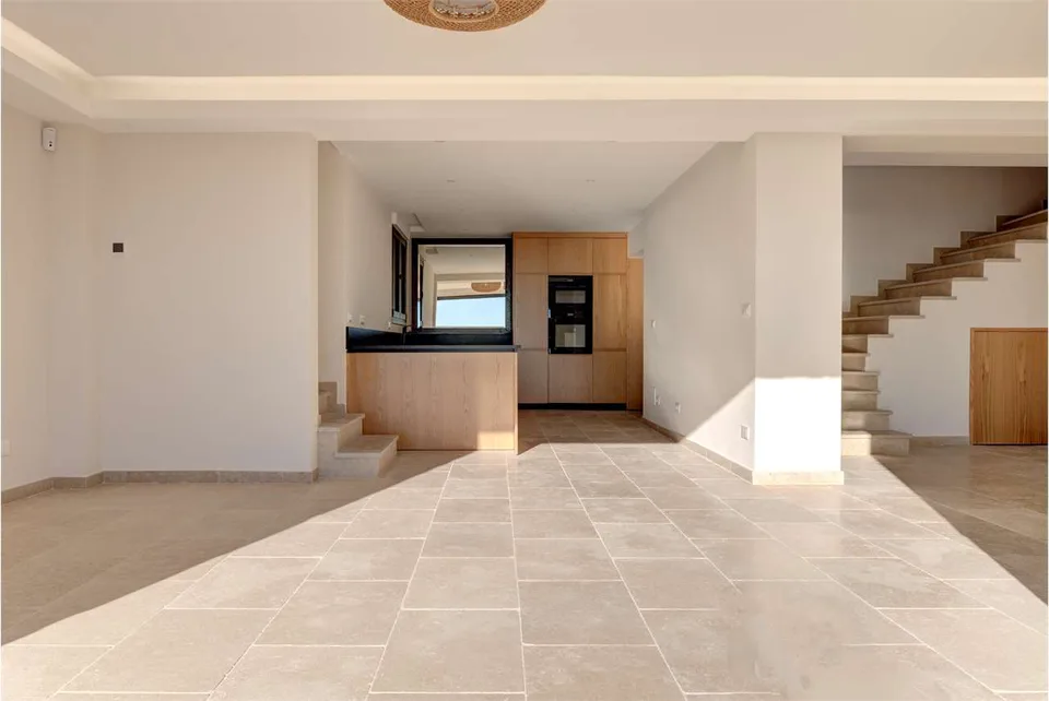 Villa neoprovenzale con magnifica vista sul mare – foto 12 di 13