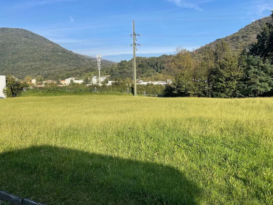 Bel terreno edificabile in zona comoda e strategica