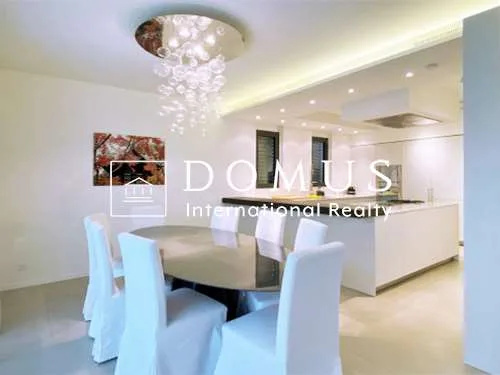 Elegantes Apartment 4,5 in Collina d'Oro