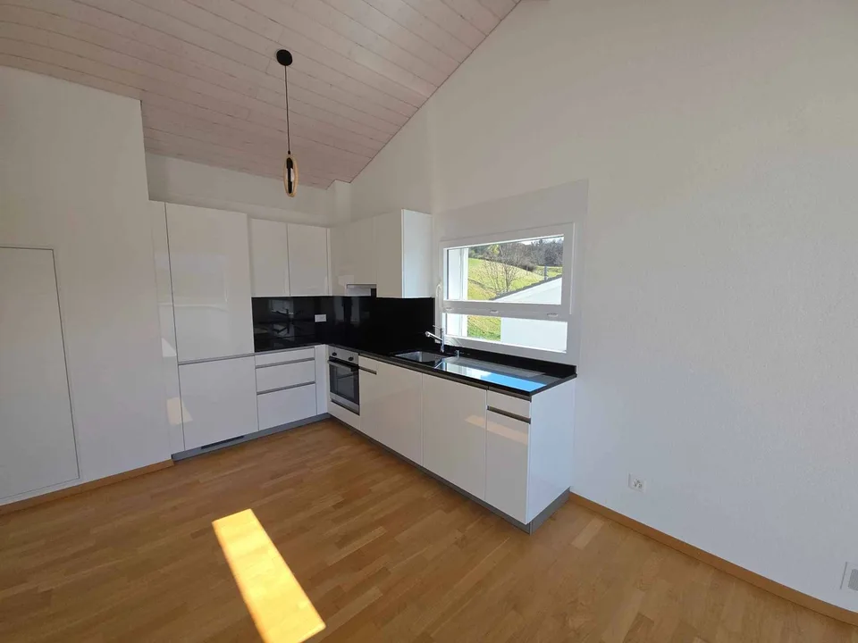 Geräumiges und helles 2.5-Zimmer-Dachgeschoß