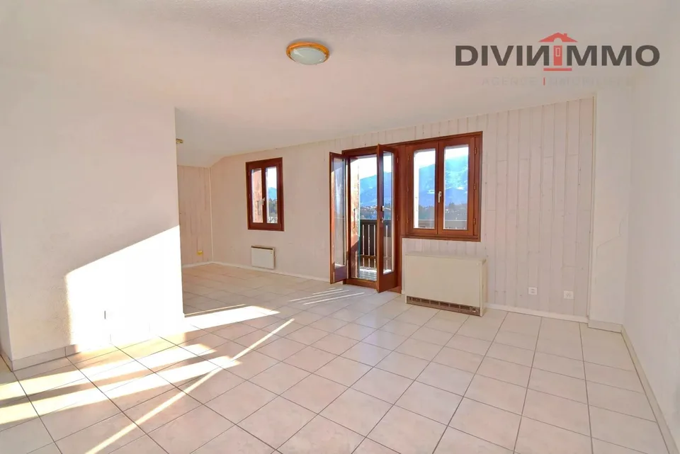 Appartement en attique avec garage