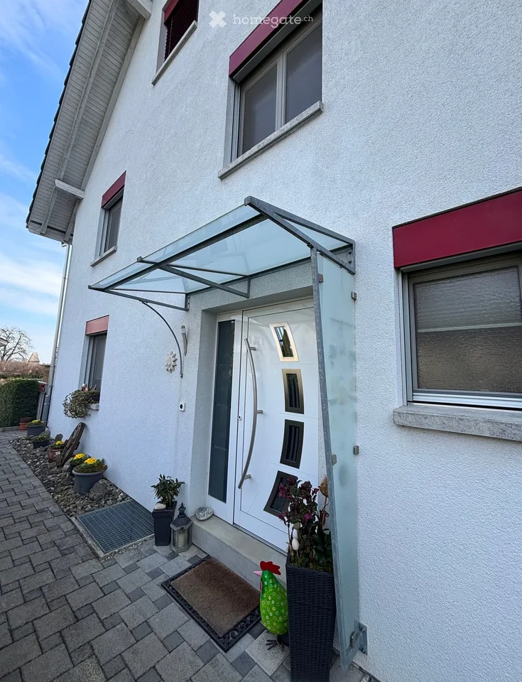 6 ½-Zimmer-Doppeleinfamilienhaus an sonniger, ruhiger Lage