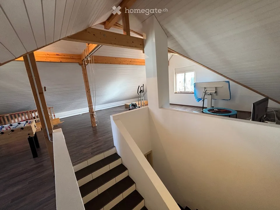 Vivere spaziosamente e tranquillamente – casa unifamiliare 6½ locali con giardino invernale – foto 17 di 23