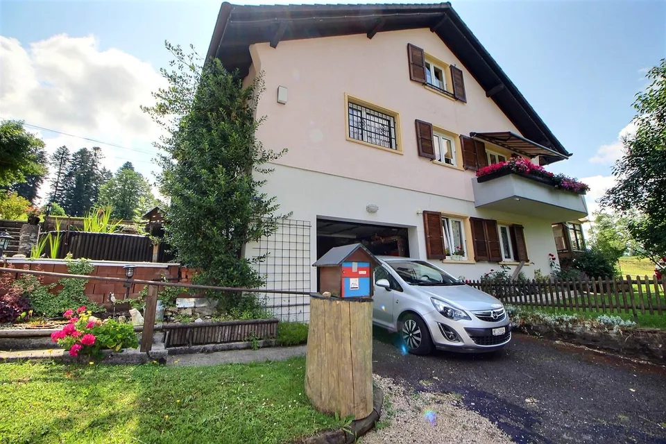 Grande casa familiare in viager occupata senza affitto, limitata a 5 anni