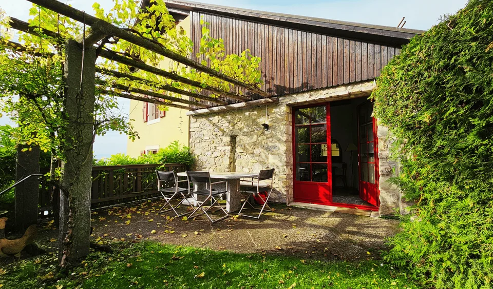 Casa affascinante a Brent con una vista magnifica sul Lago di Ginevra