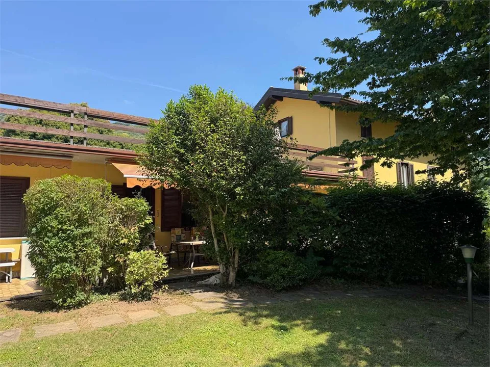Joli appartement deux pièces avec terrasse, piscine et garage – photo 6 sur 13