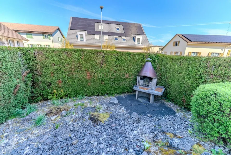 Exklusive 4.5-Zimmer-Gartenwohnung mit grosszügigem Aussenbereich – Foto 12 von 13