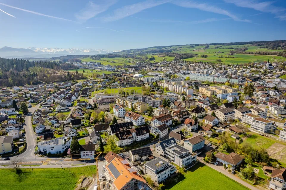Exklusive 4.5-Zimmer-Gartenwohnung mit grosszügigem Aussenbereich – Foto 13 von 13