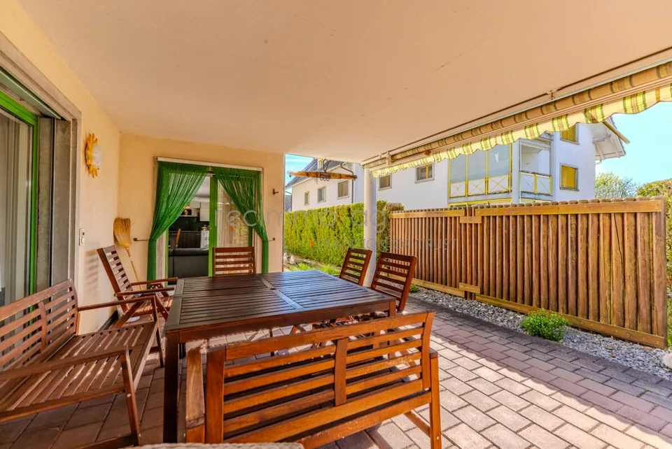 Exklusive 4.5-Zimmer-Gartenwohnung mit grosszügigem Aussenbereich