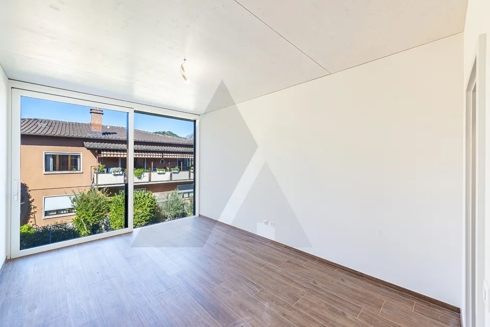 NUOVA VILLA A SCHIERA: UN'OASI DI STILE E BENESSERE – Foto 10 von 13