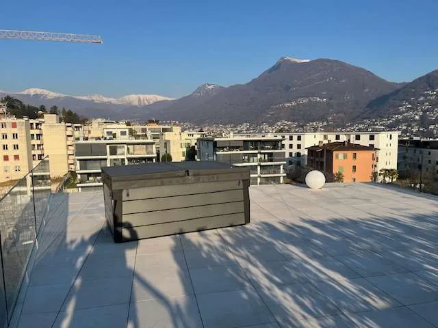 Massagno: attico con roof terrace e vista aperta – foto 7 di 7