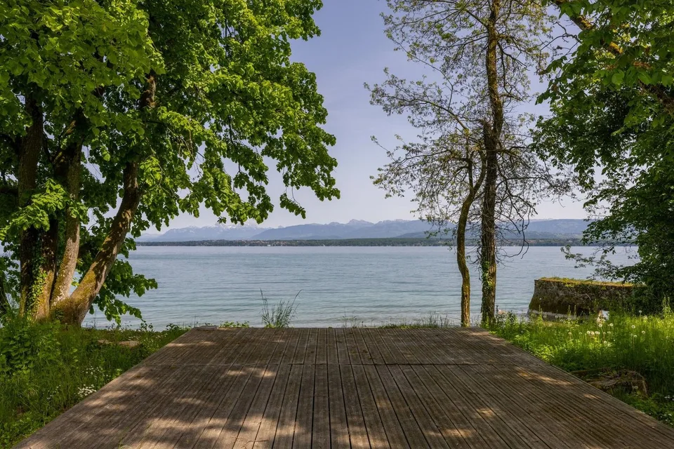 Einzelvilla direkt am Wasser mit Projekt ! – Foto 10 von 13