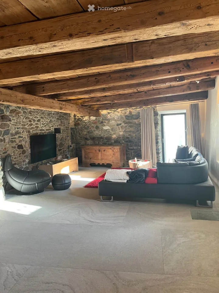 Einzigartige Loft-Wohnung mit historischem Charme in Splügen