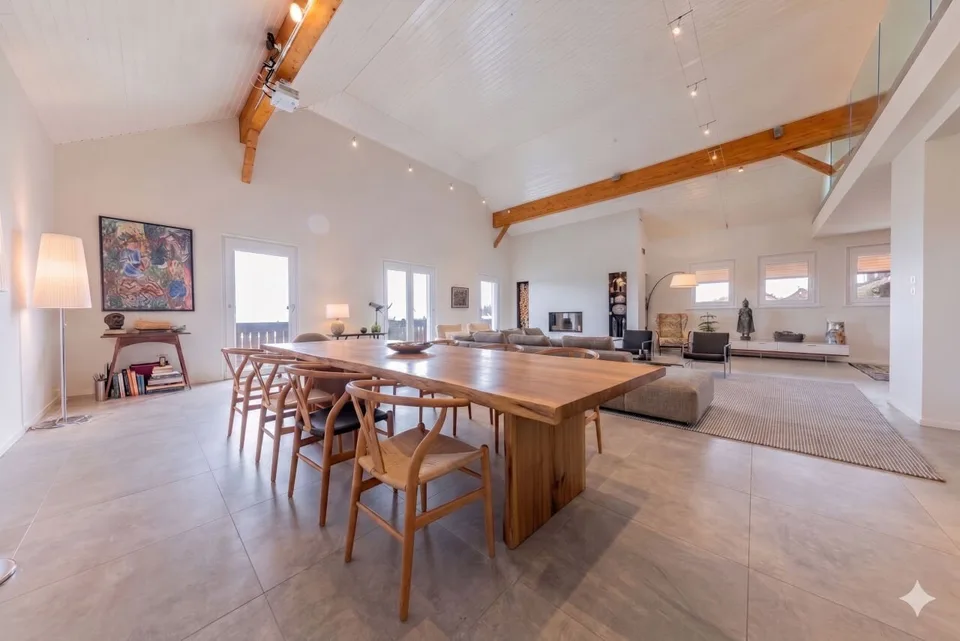 Splendido duplex di 6,5 locali in attico - Vista sul Monte Bianco - 10 minuti da Nyon