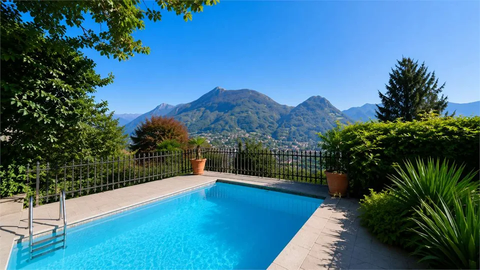 Villa with pool