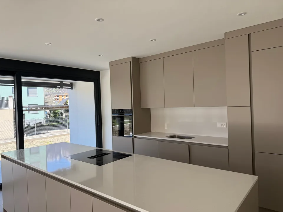 Appartamento moderno con Giardino a Giubiasco – foto 11 di 20
